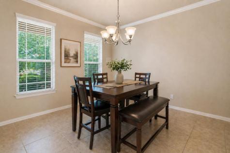 1927 Autumn Run Lane Round Rock TX 78665