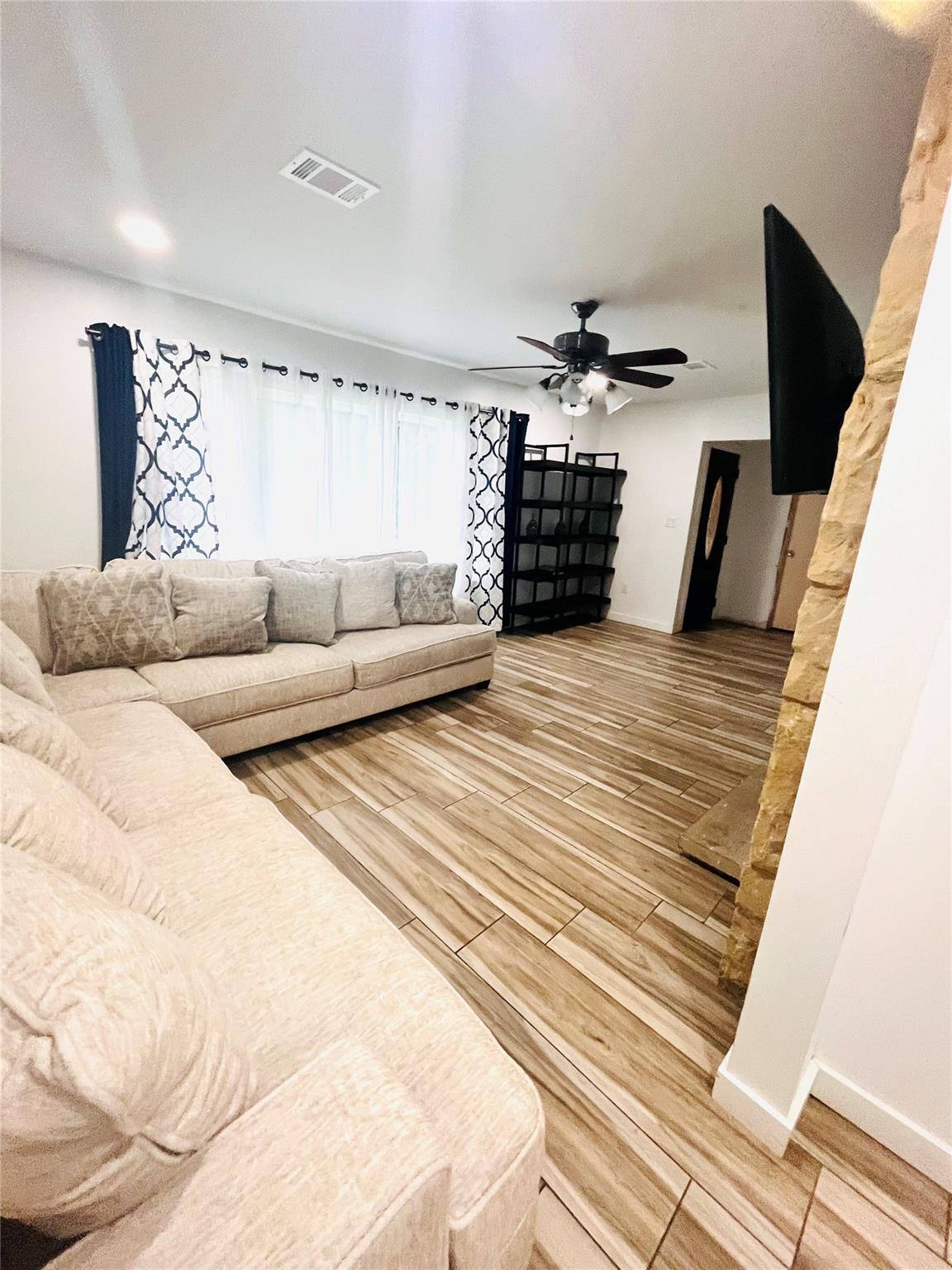 11604 Tedford Street Austin TX 78753