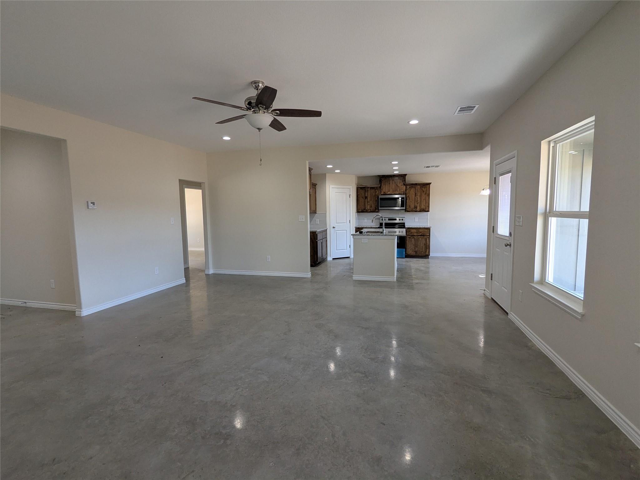 1023 Fieldstone Drive Lampasas TX 76550