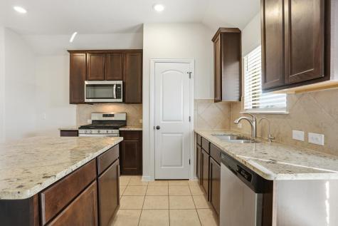 2035 Cowan New Braunfels TX 78132