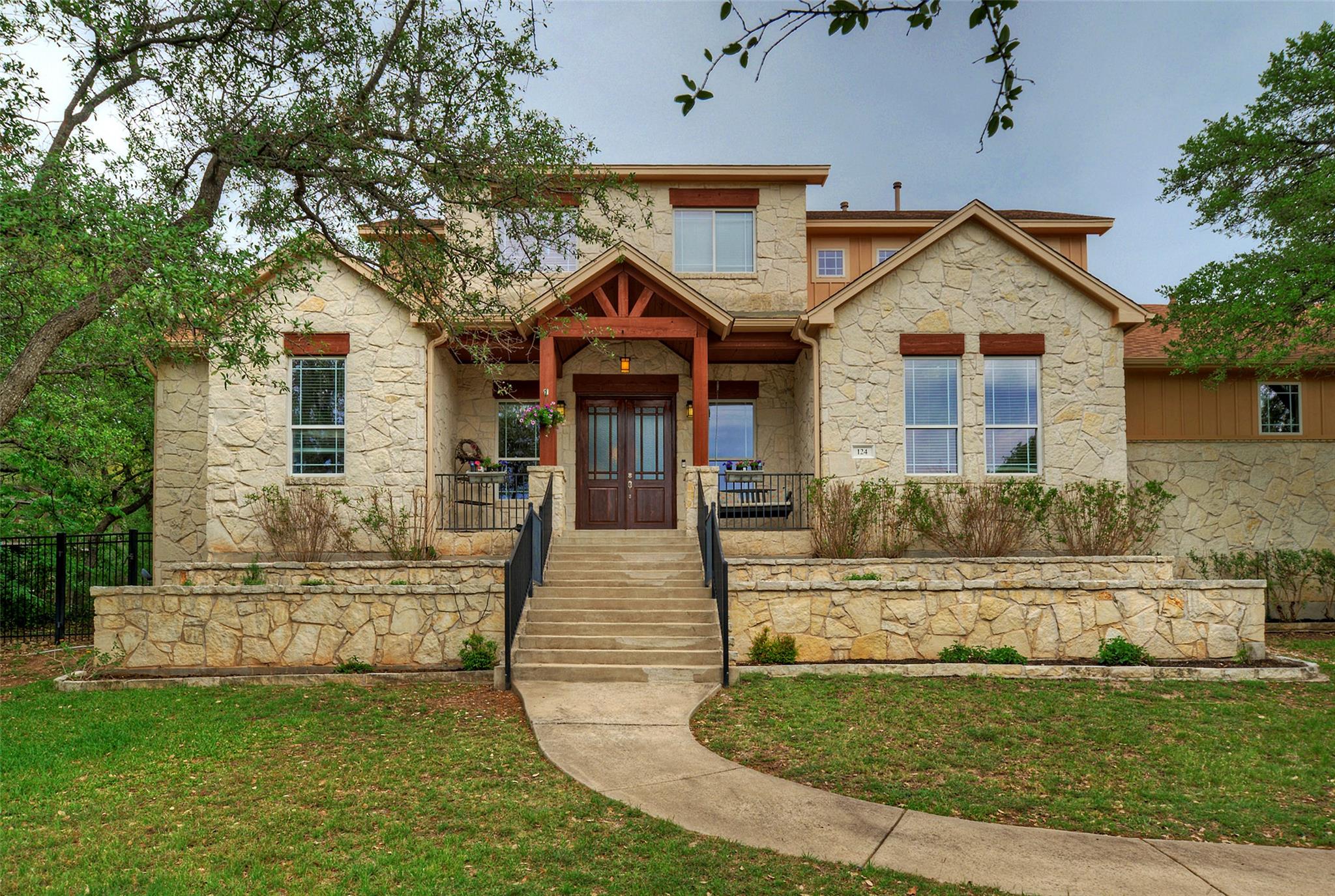 124 Summer Oak Court Georgetown TX 78628
