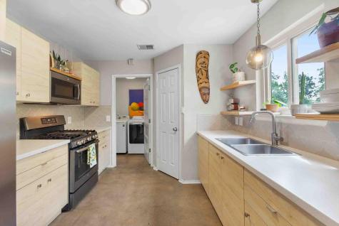 7907 Tiger Eye Cove Austin TX 78749