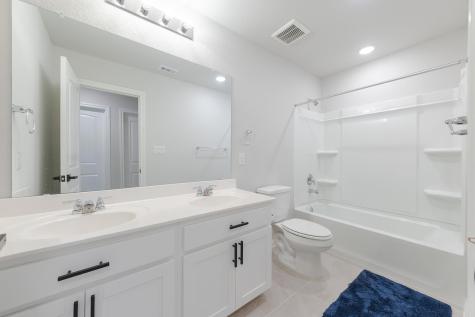 13117 Lapoynor Street Manor TX 78653