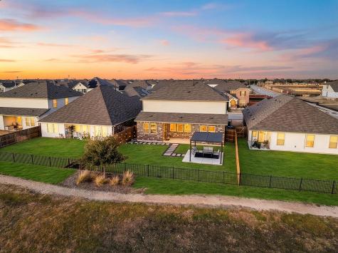 13117 Lapoynor Street Manor TX 78653
