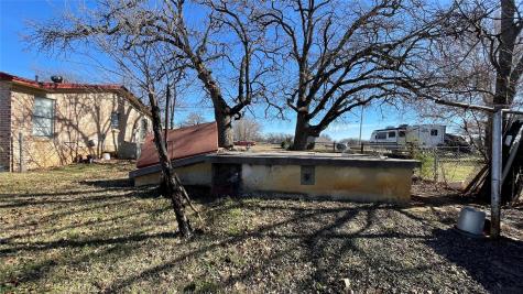 909 Fannin Street Nocona TX 76255