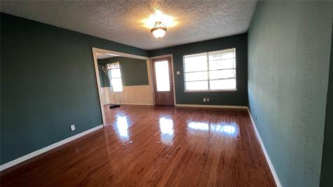 909 Fannin Street Nocona TX 76255