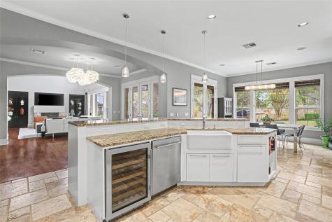 816 Stonewall Ridge Lane Austin TX 78746