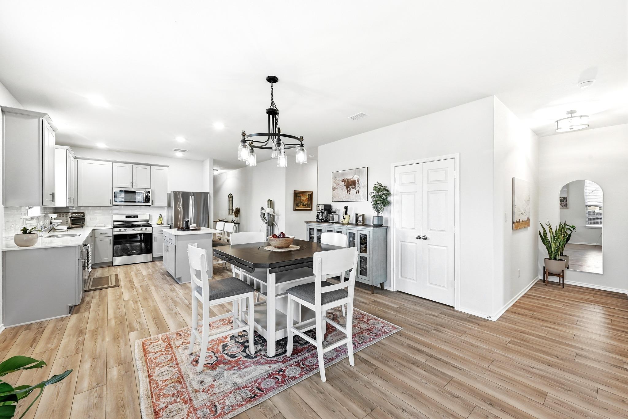 462 Tree Nut Loop Buda TX 78610