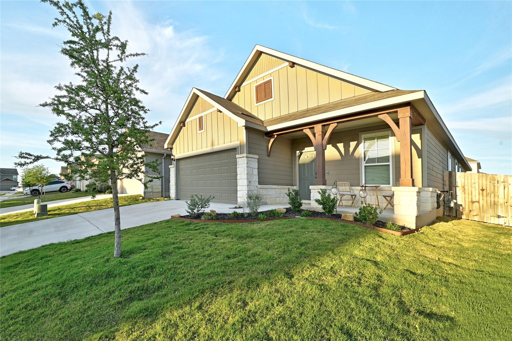 462 Tree Nut Loop Buda TX 78610