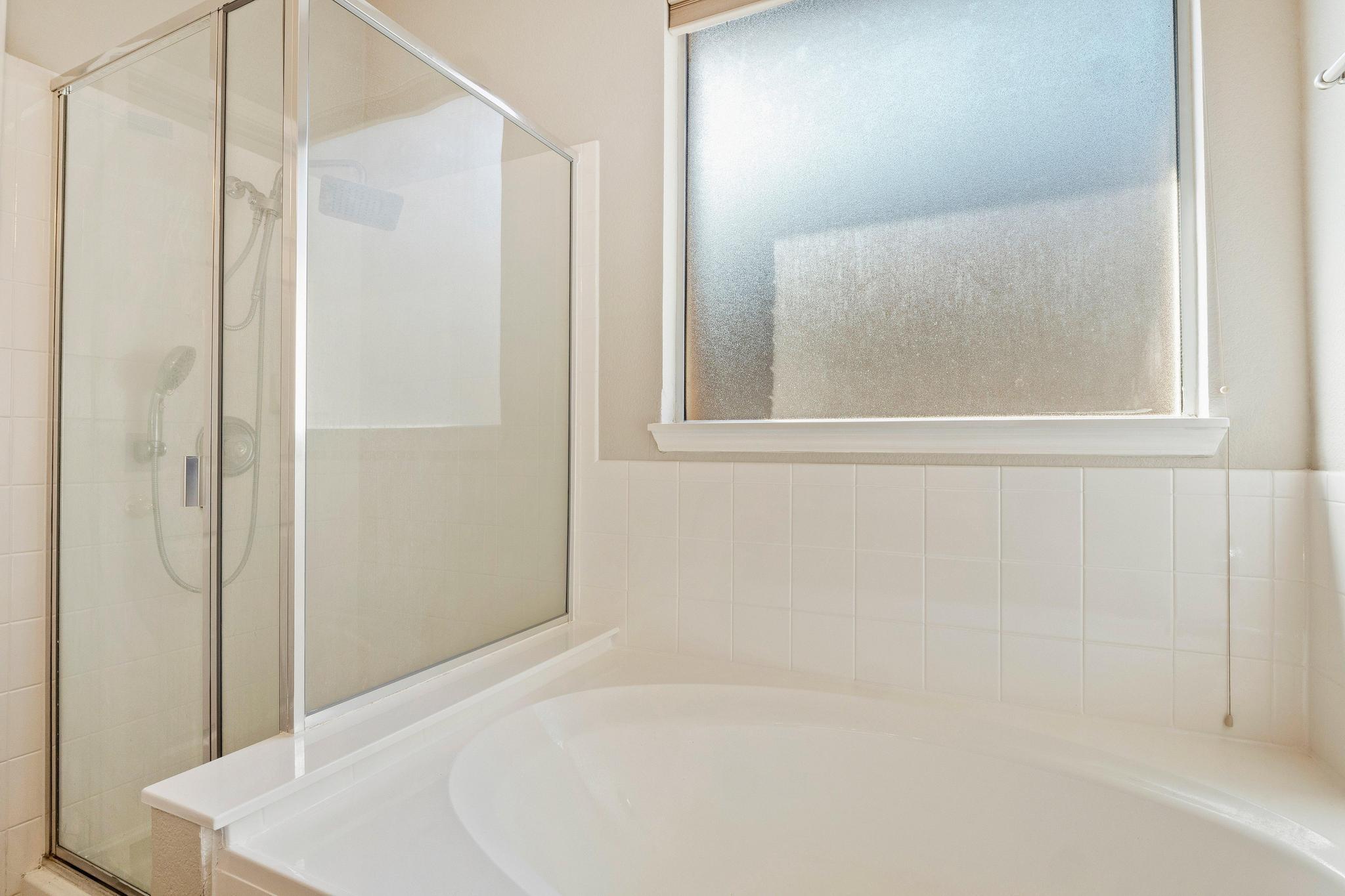144 Oxford Drive Kyle TX 78640
