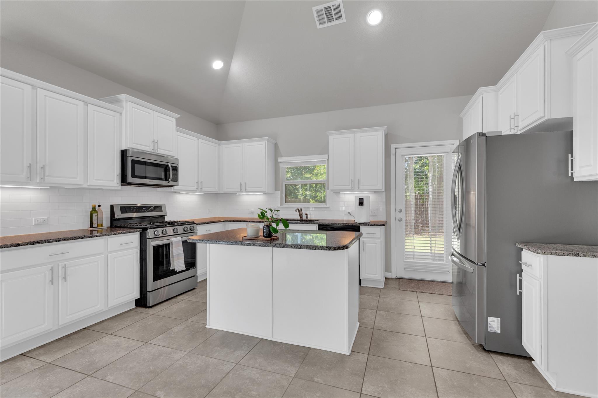 721 Schefer Street Leander TX 78641