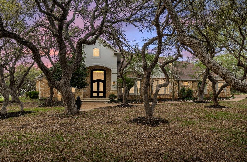 999 Enchanted Oaks Drive Driftwood TX 78619