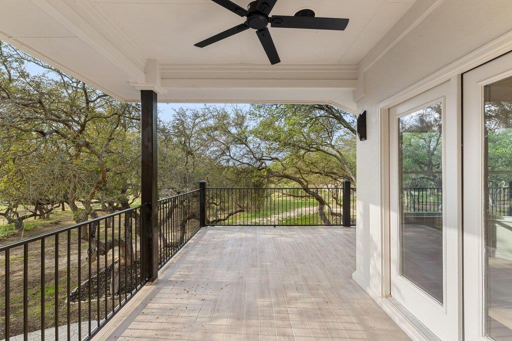 999 Enchanted Oaks Drive Driftwood TX 78619