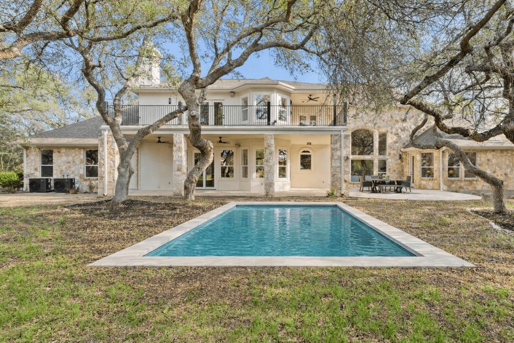 999 Enchanted Oaks Drive Driftwood TX 78619