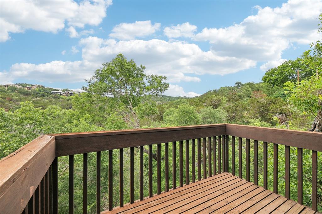 1002 Jousting Place Austin TX 78746