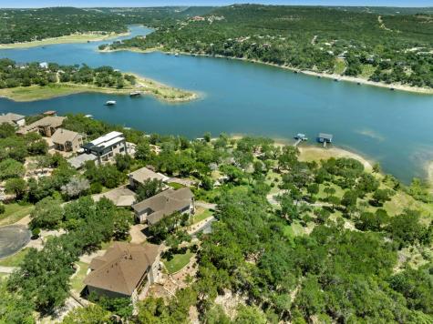 17902 Crystal Cove Jonestown TX 78645