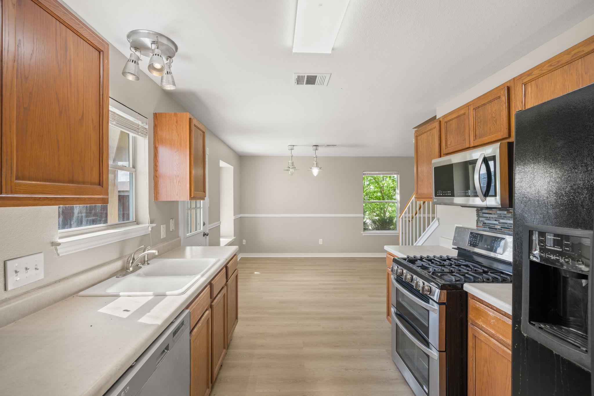 2700 Breezy Point Cove Round Rock TX 78665