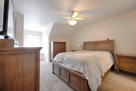 2040 W Guenther Lane La Grange TX 78945
