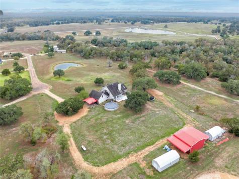 2040 W Guenther Lane La Grange TX 78945