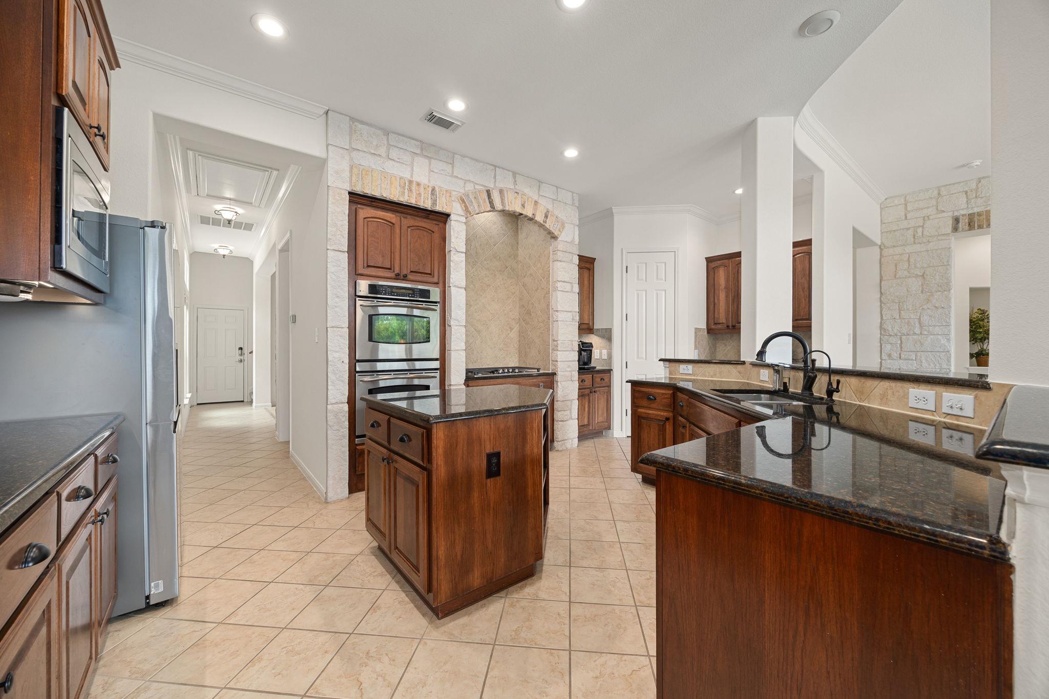 170 Eaton Lane Austin TX 78737