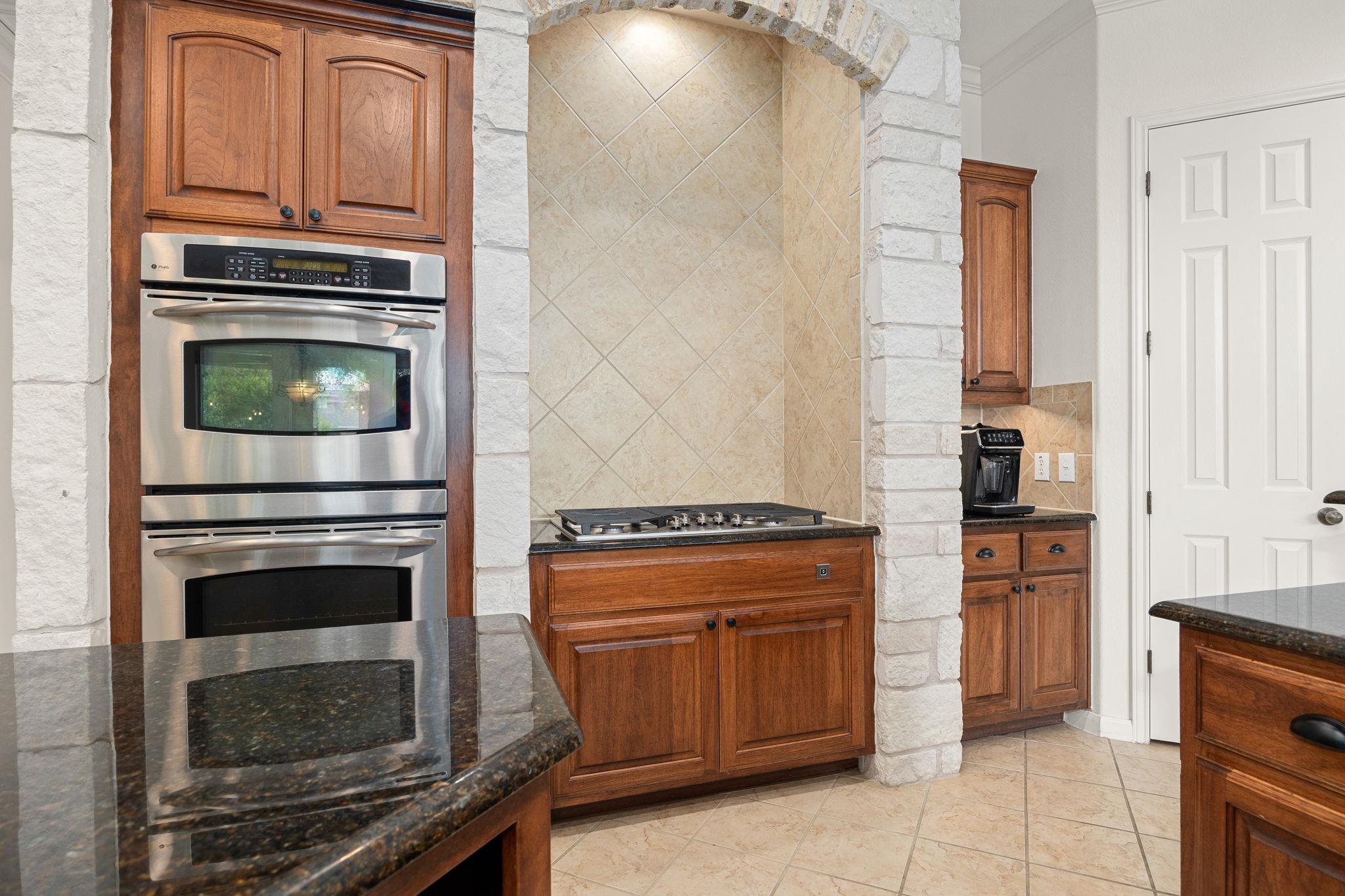 170 Eaton Lane Austin TX 78737