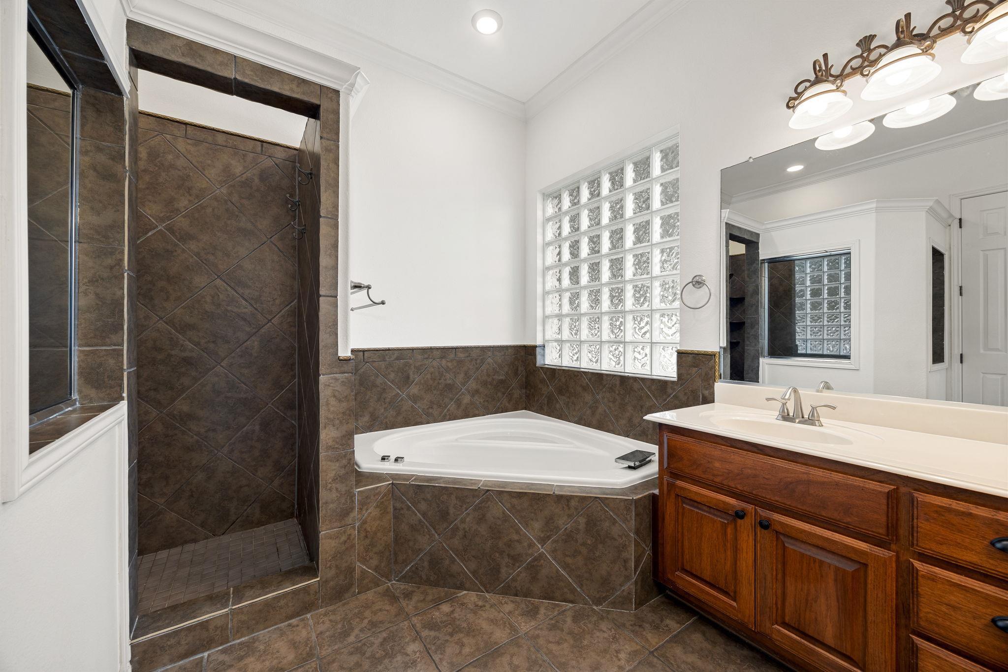 170 Eaton Lane Austin TX 78737