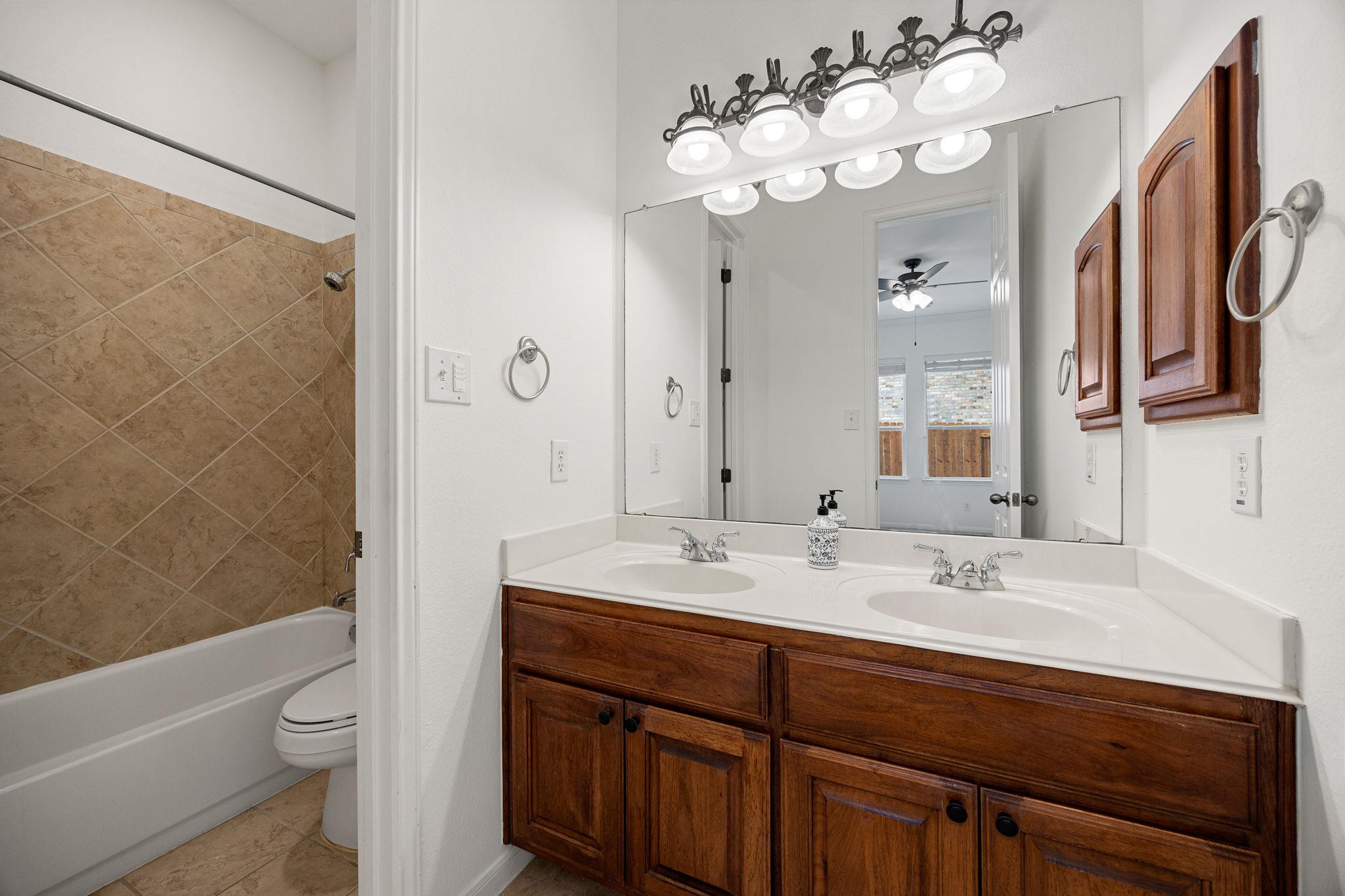 170 Eaton Lane Austin TX 78737