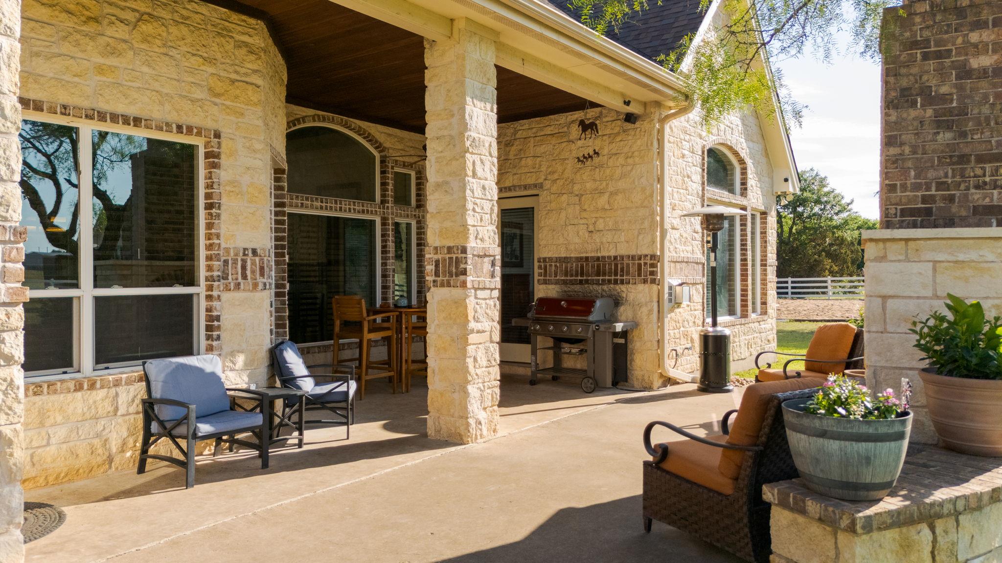 134 Creekside Drive Liberty Hill TX 78642