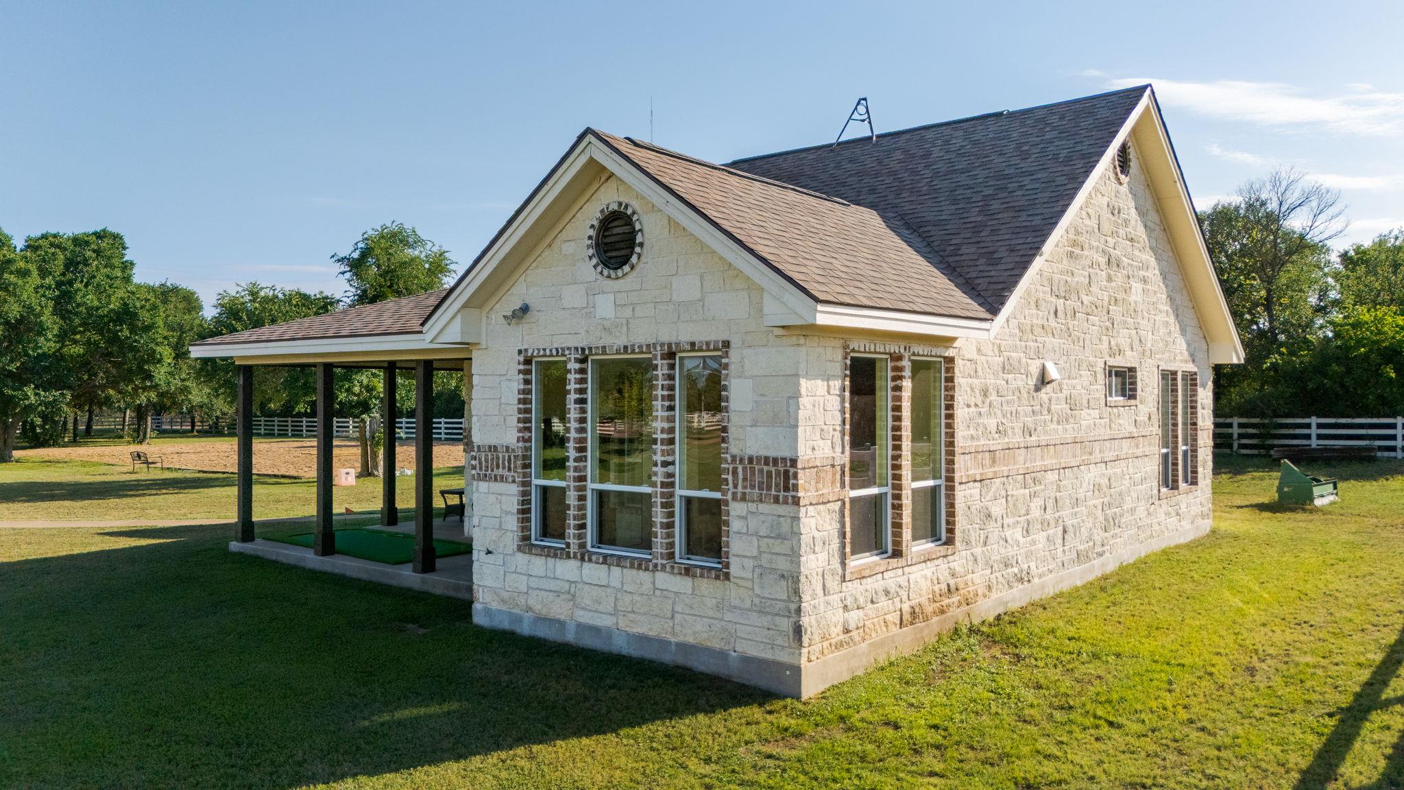 134 Creekside Drive Liberty Hill TX 78642