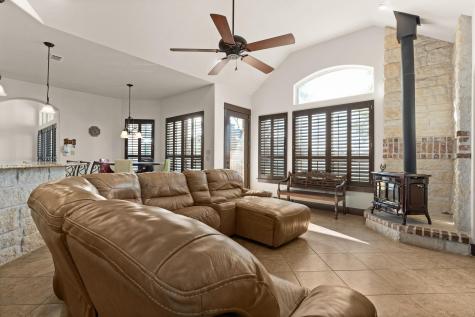 134 Creekside Drive Liberty Hill TX 78642