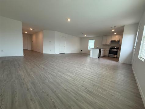 6658 Willow Landing Converse TX 78109