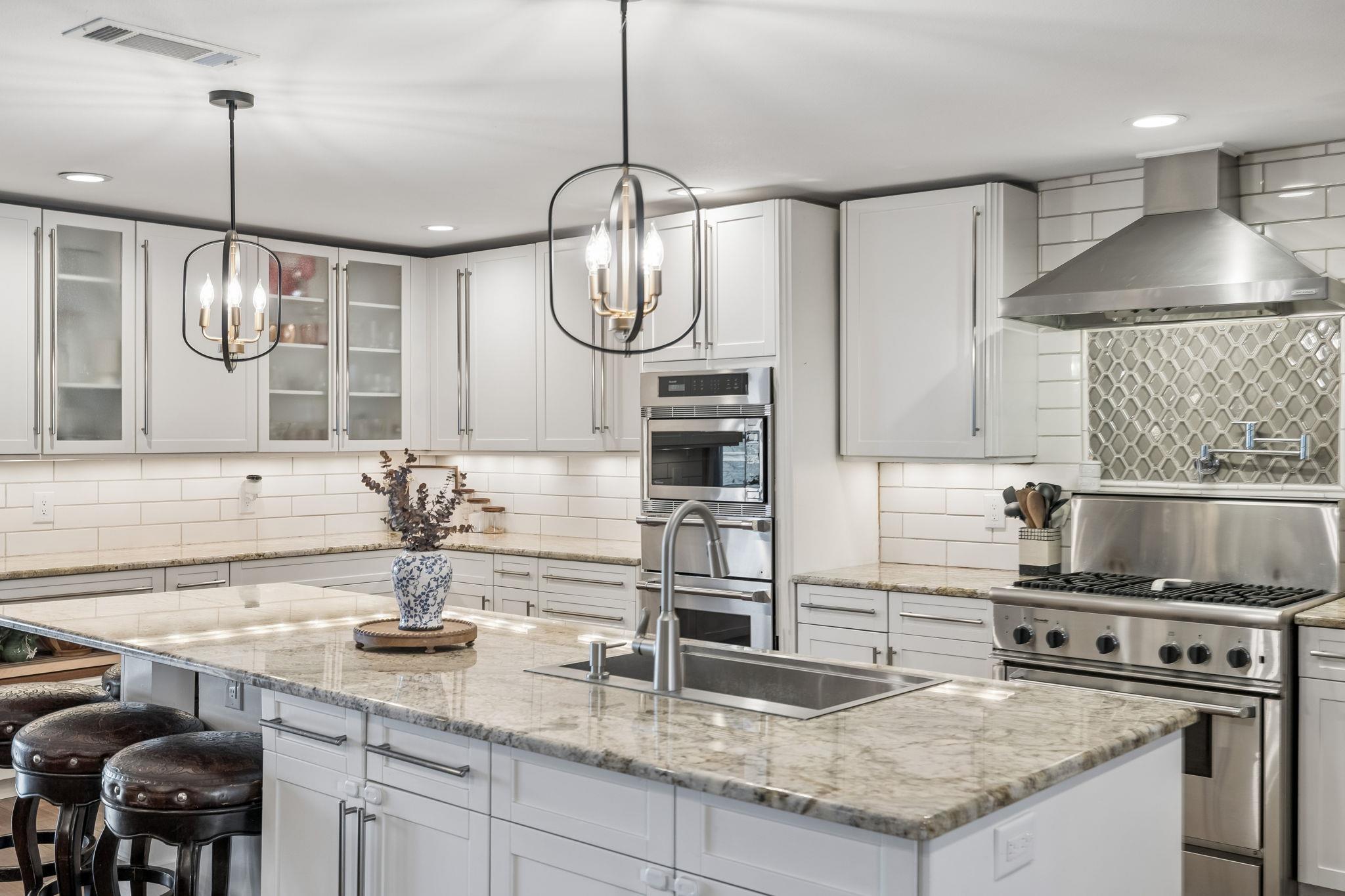 677 Floral Avenue New Braunfels TX 78130