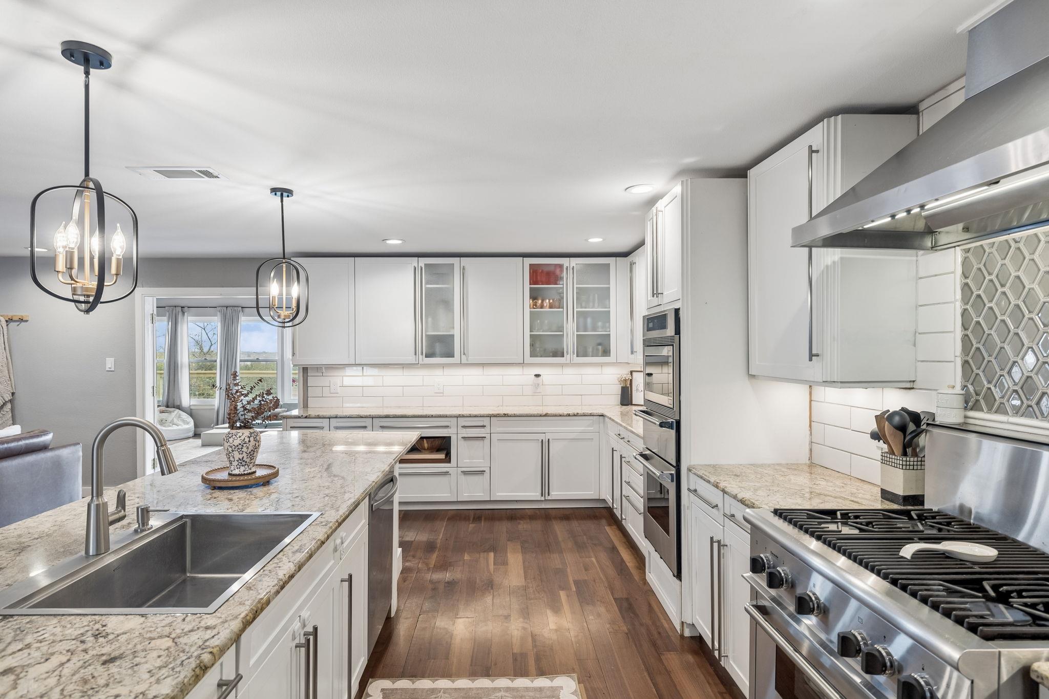 677 Floral Avenue New Braunfels TX 78130