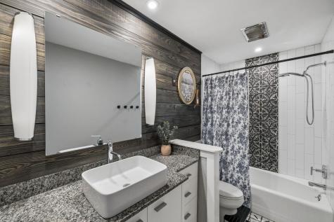 677 Floral Avenue New Braunfels TX 78130