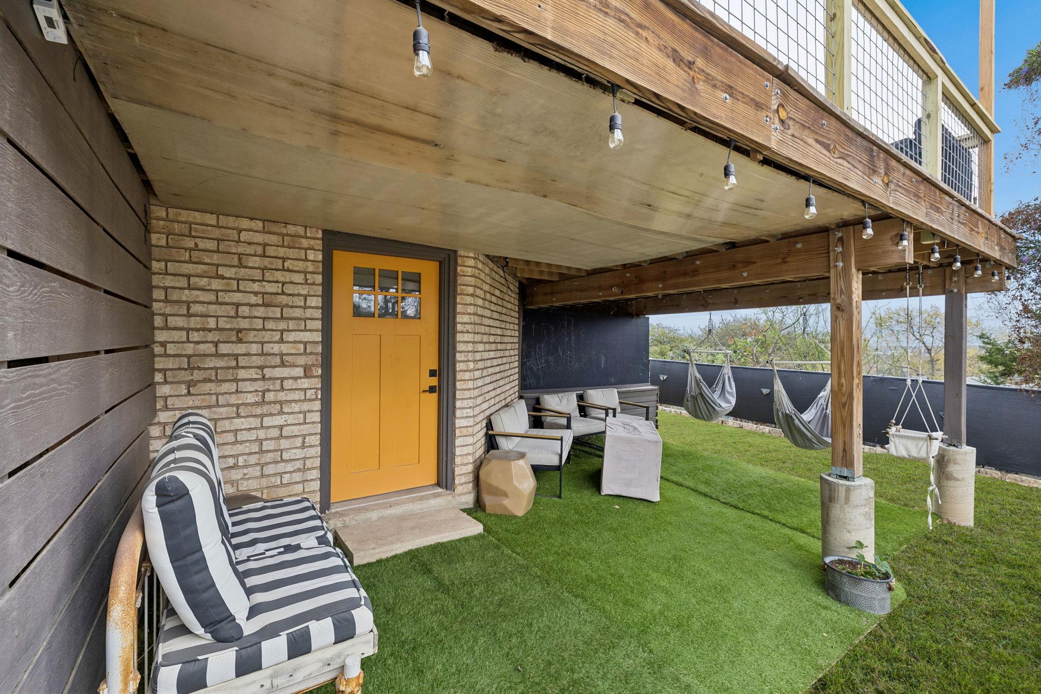 677 Floral Avenue New Braunfels TX 78130