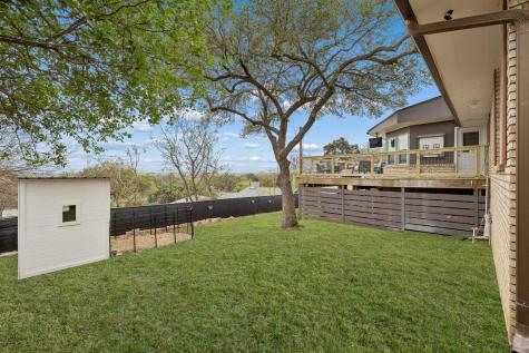 677 Floral Avenue New Braunfels TX 78130