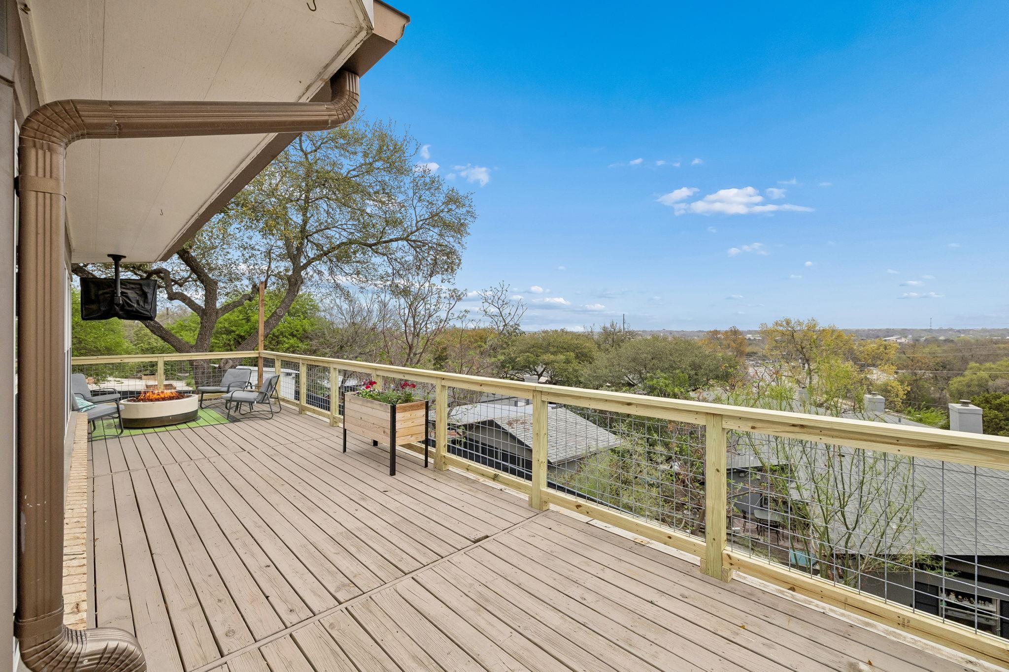 677 Floral Avenue New Braunfels TX 78130