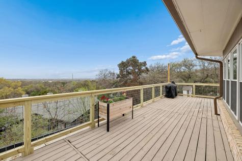 677 Floral Avenue New Braunfels TX 78130
