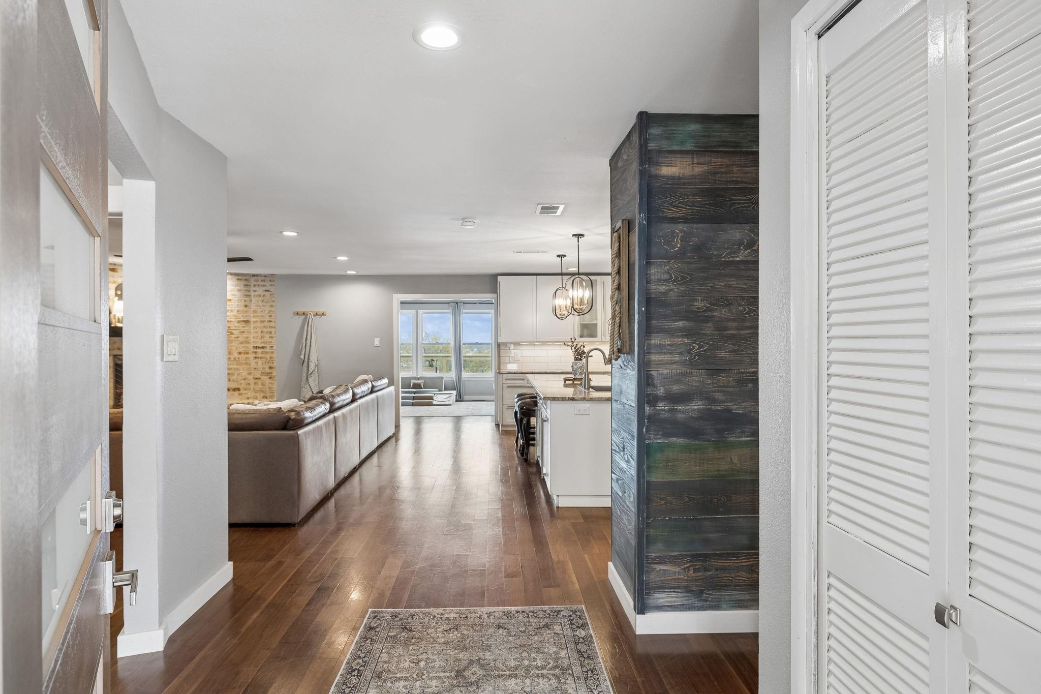 677 Floral Avenue New Braunfels TX 78130
