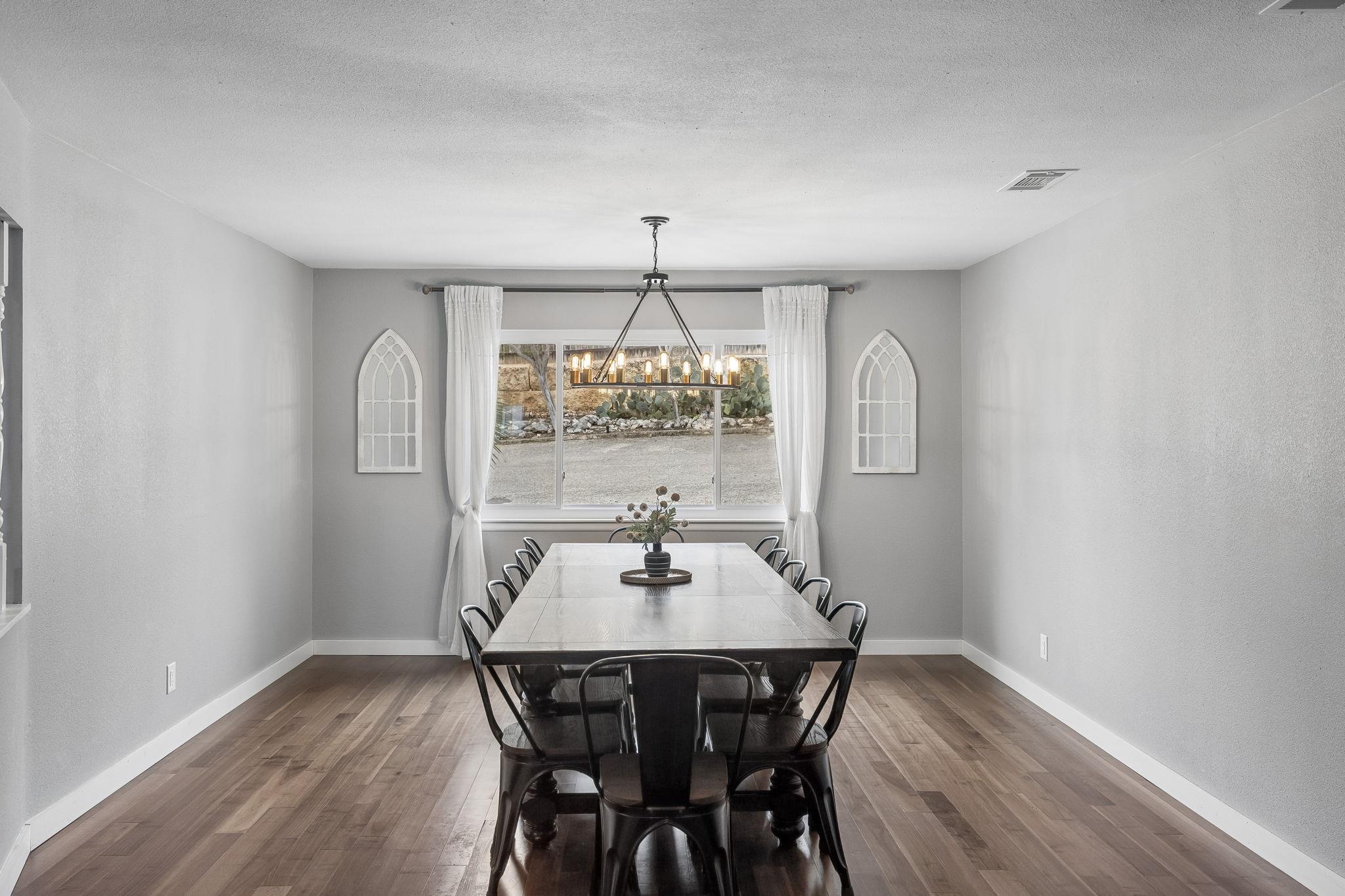 677 Floral Avenue New Braunfels TX 78130