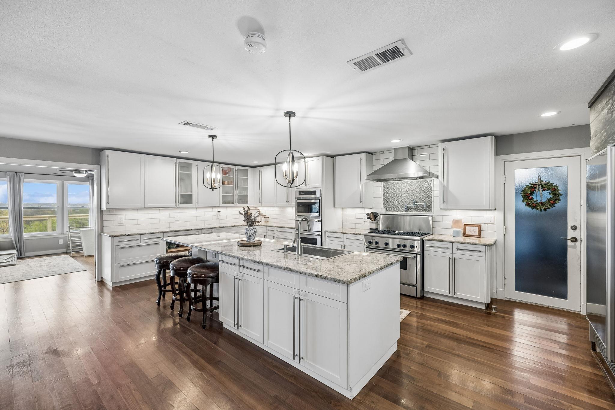 677 Floral Avenue New Braunfels TX 78130
