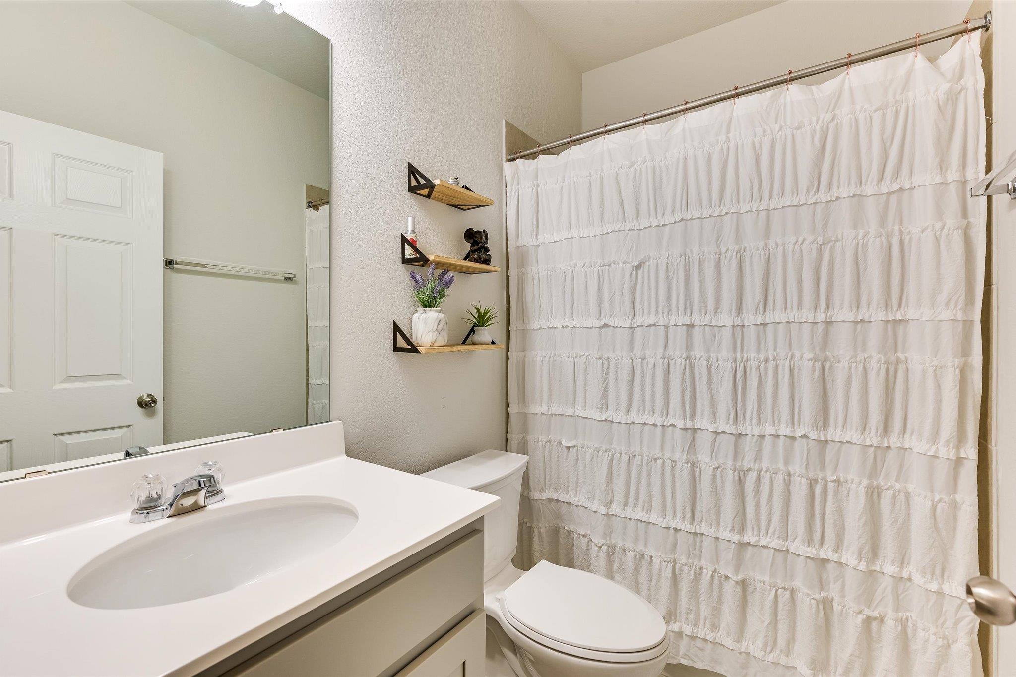 132 Walkup Lane Leander TX 78641