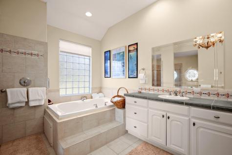 26801 Founders Place Spicewood TX 78669