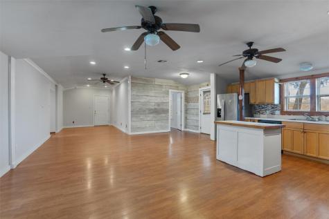 8889 N Fm 487 Rockdale TX 76567