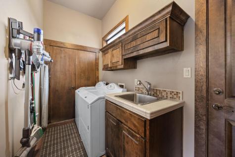 303 Yaupon Drive Spicewood TX 78669