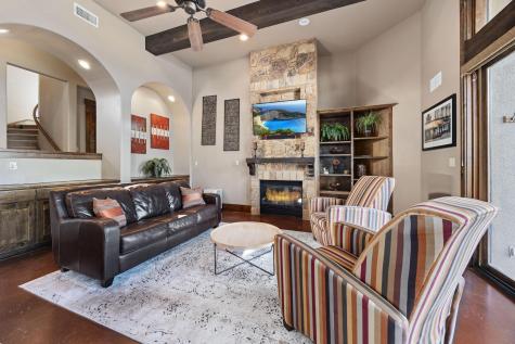 303 Yaupon Drive Spicewood TX 78669