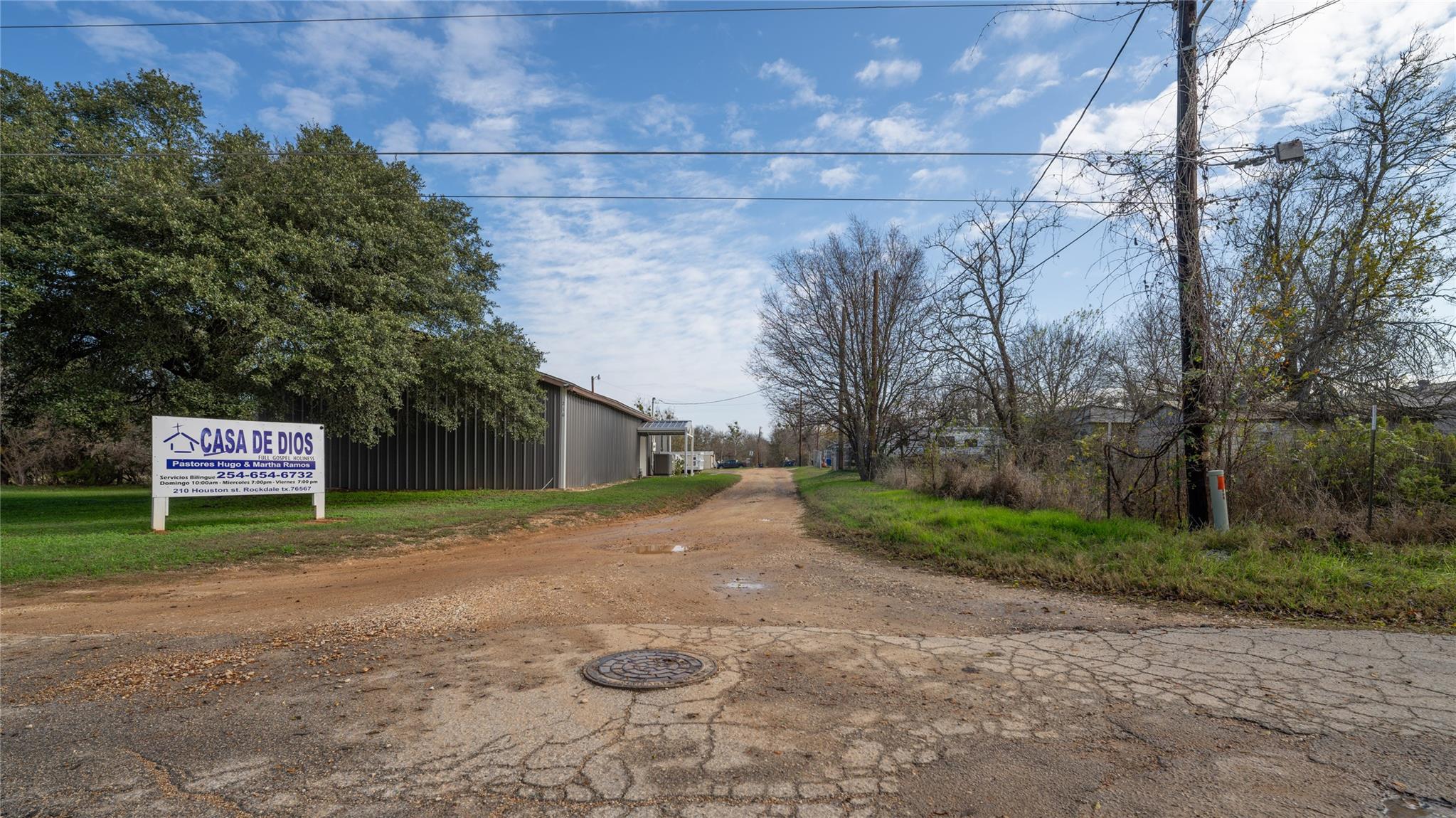 303 Yoakum Street Rockdale TX 76567
