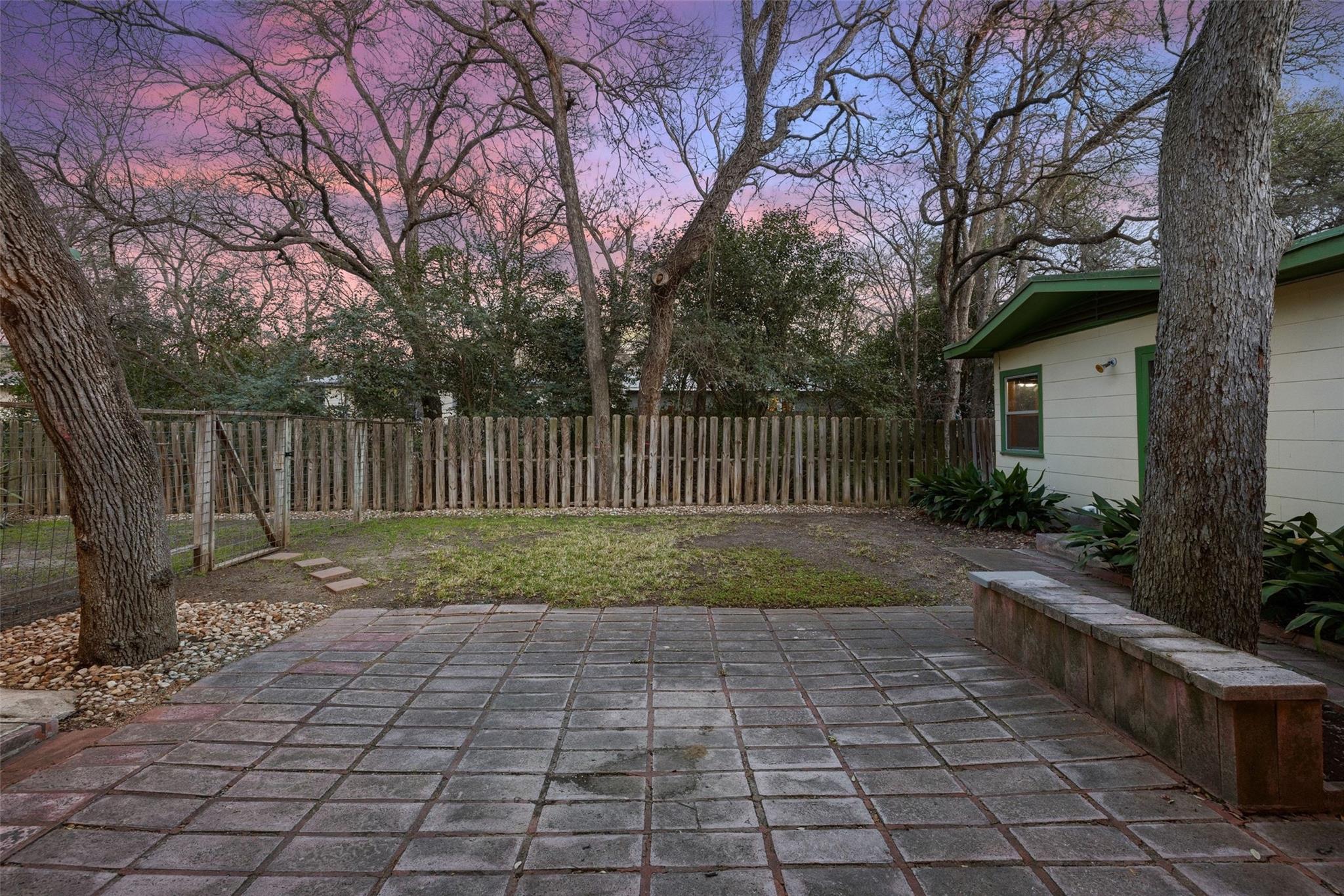 2004 Griswold Lane Austin TX 78703