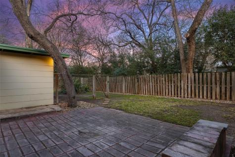 2004 Griswold Lane Austin TX 78703