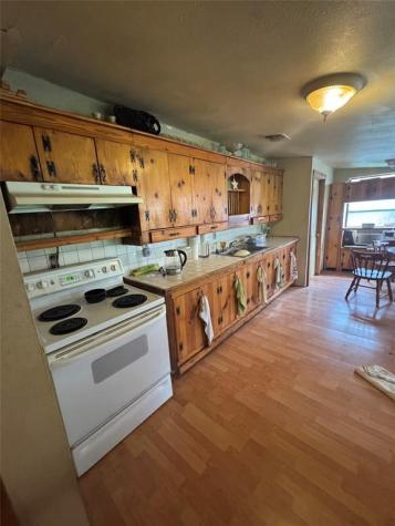 2109 Castro Avenue Hondo TX 78861